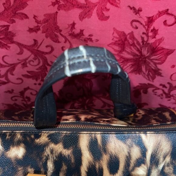 Calvin Klein Leather/Patent Leather Leopard Cheetah print‎ bag - Picture 8 of 16